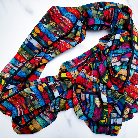 Scarf: Book Spines